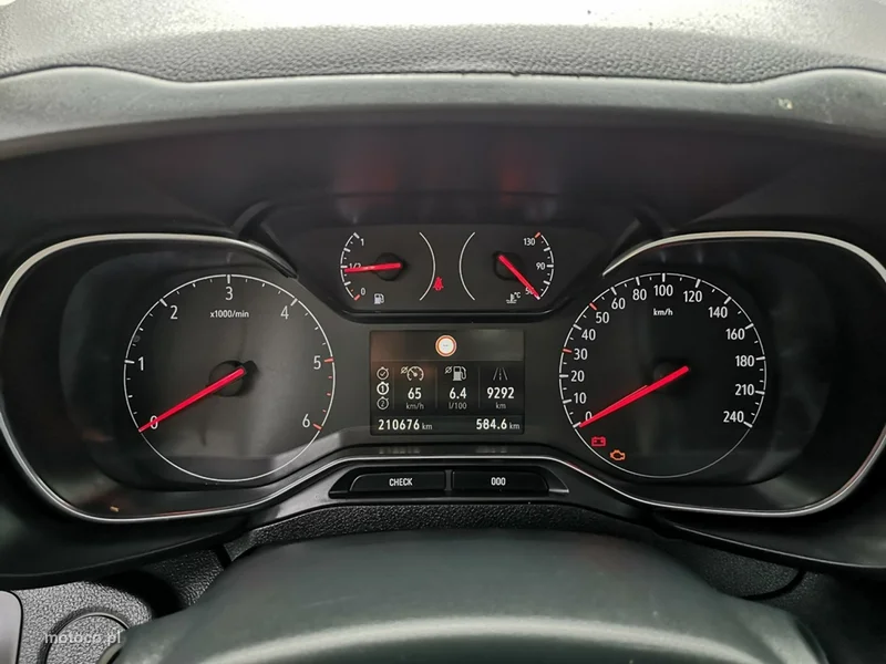 Opel Combo Life 13