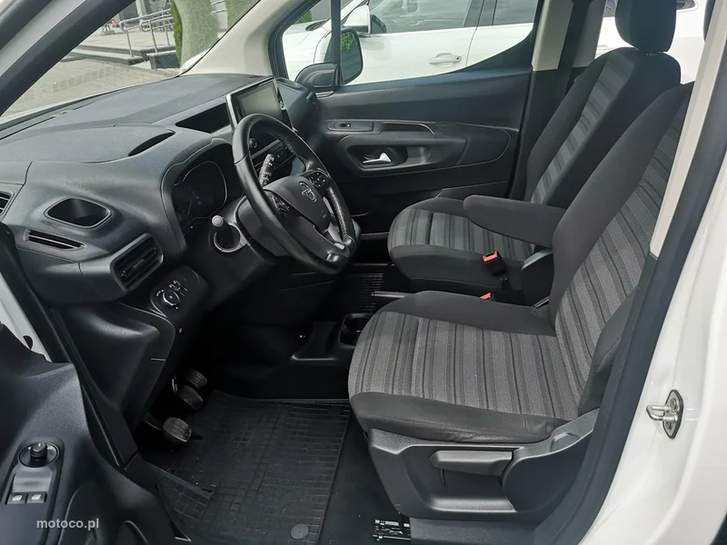 Opel Combo Life 15