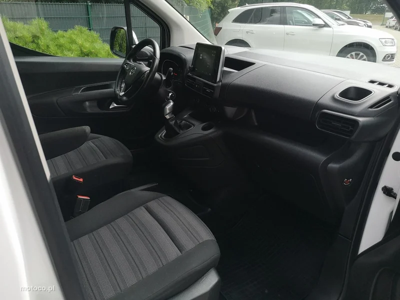 Opel Combo Life 21