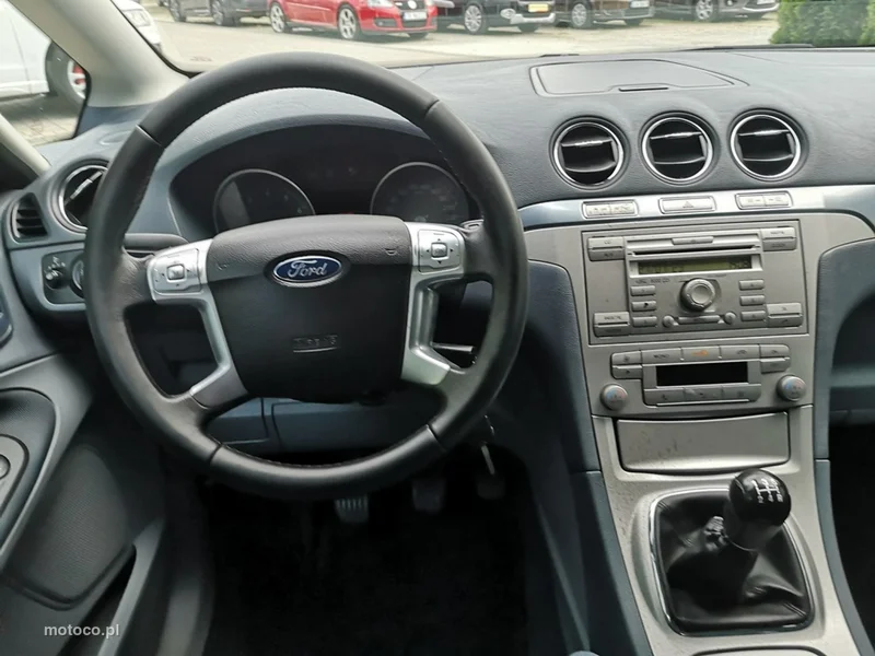 Ford S-Max I 13