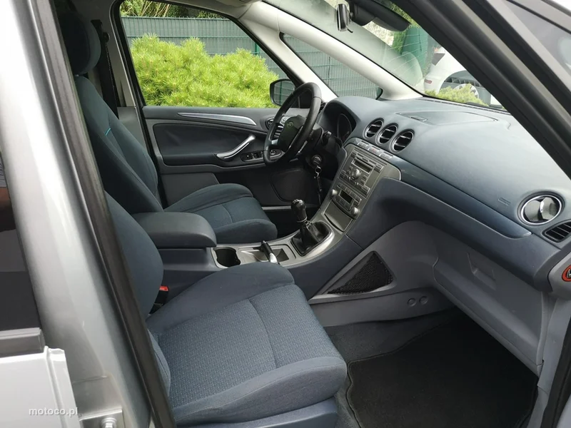 Ford S-Max I 17