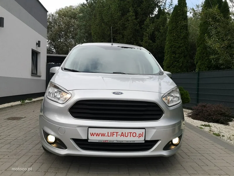 Ford Tourneo Courier 2