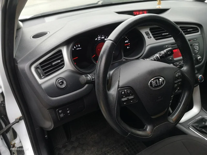 Kia Cee'd 12