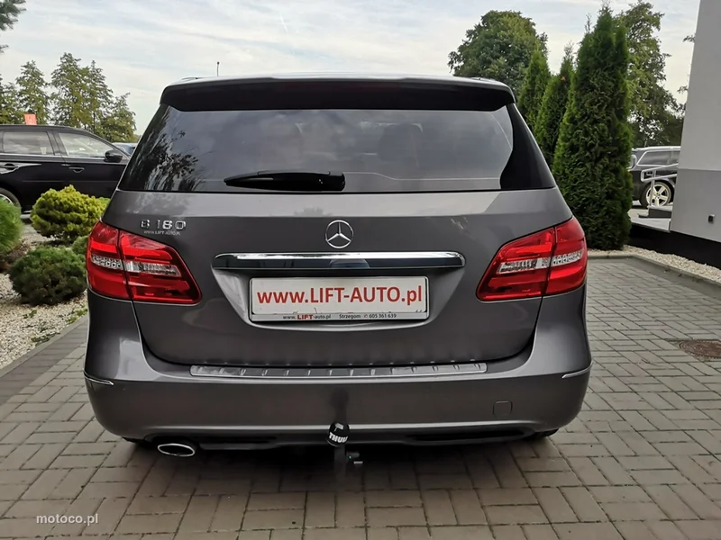 Mercedes-Benz Klasa B W246 B 180 7