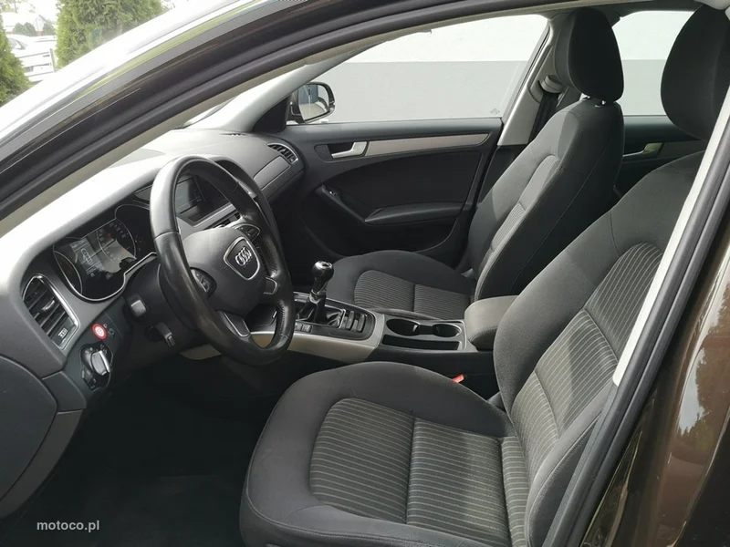 Audi A4 B8 16