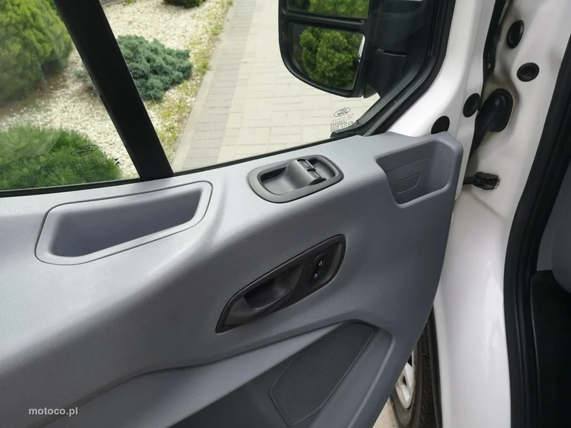 Ford Transit 11