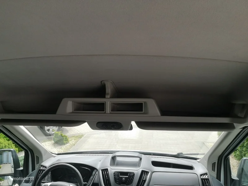 Ford Transit 16