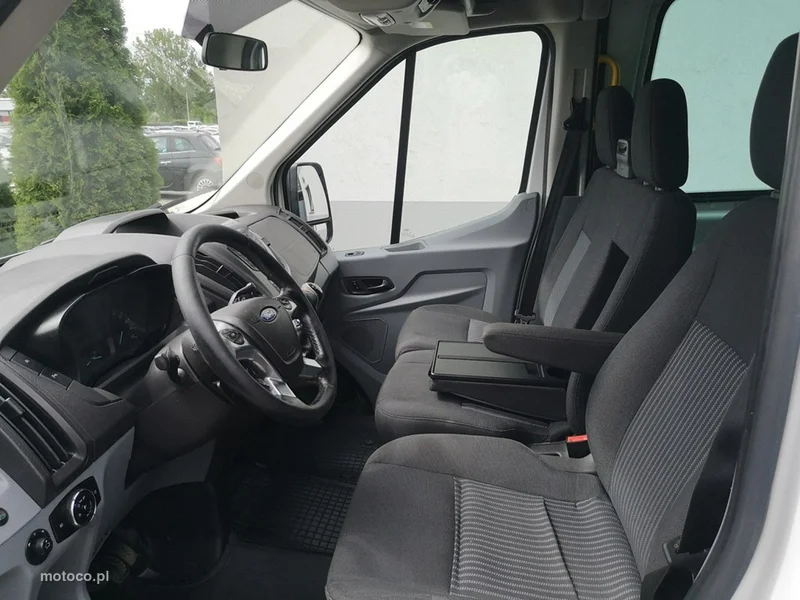 Ford Transit 18
