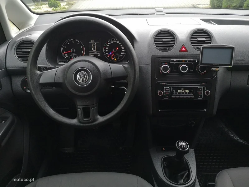 Volkswagen Caddy III 14