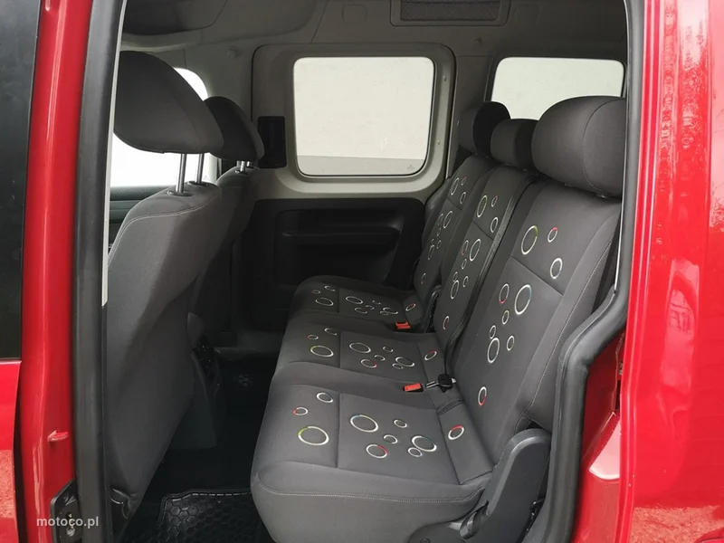 Volkswagen Caddy III 16