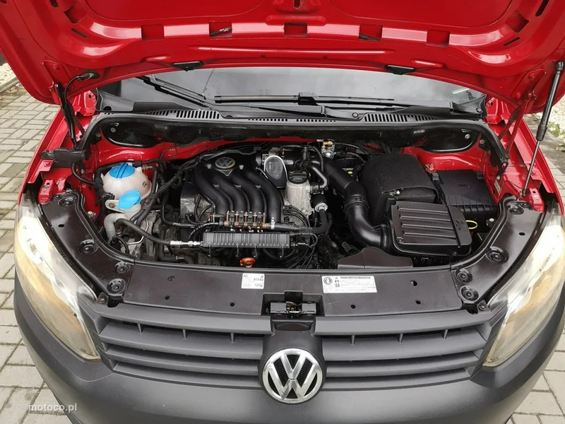 Volkswagen Caddy III 21