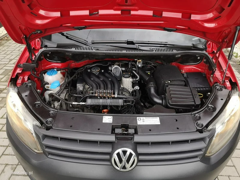 Volkswagen Caddy III 22