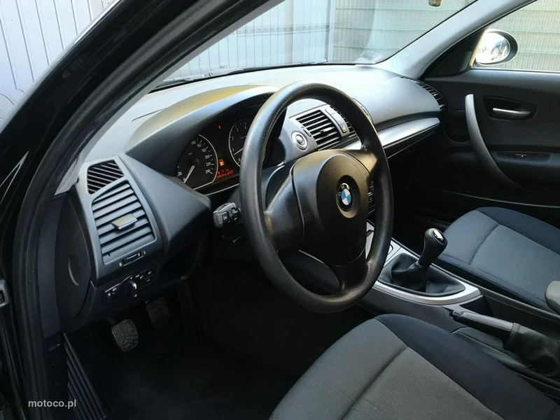 BMW Seria 1 E87 118 20