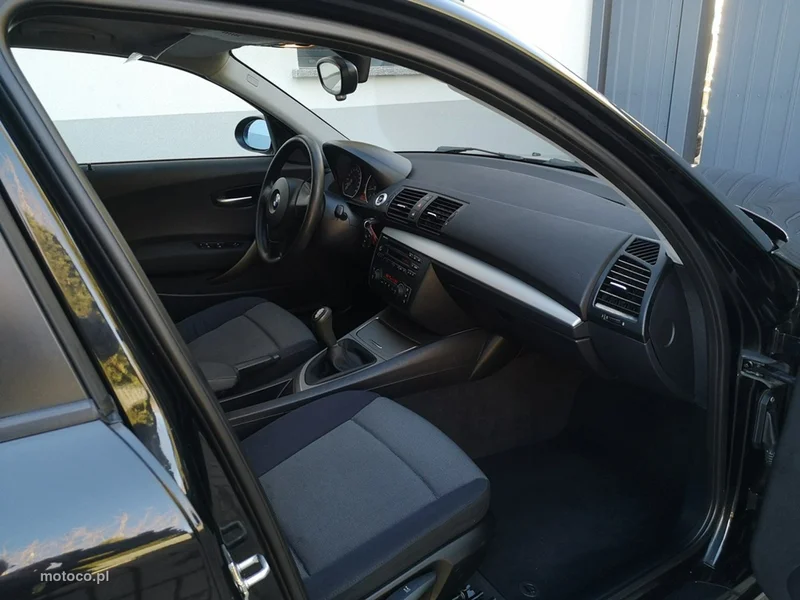 BMW Seria 1 E87 118 25