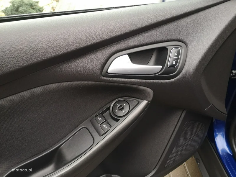 Ford Focus III 11