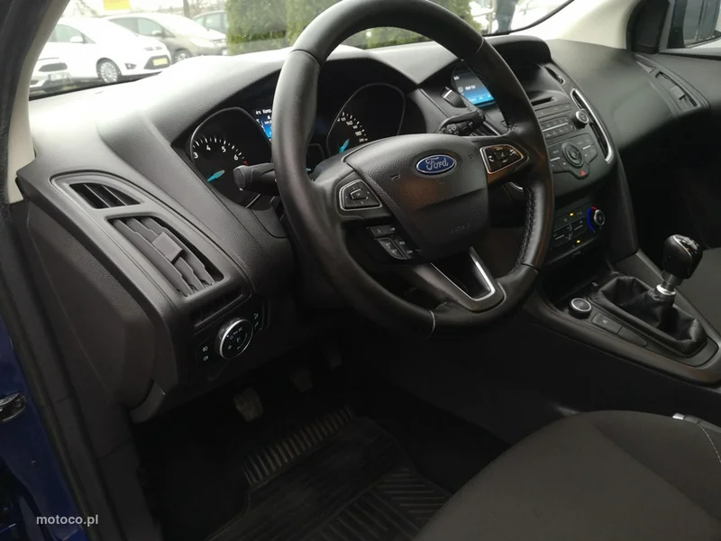 Ford Focus III 12
