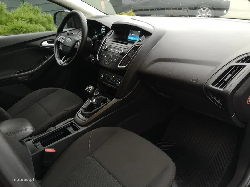 Ford Focus III 18