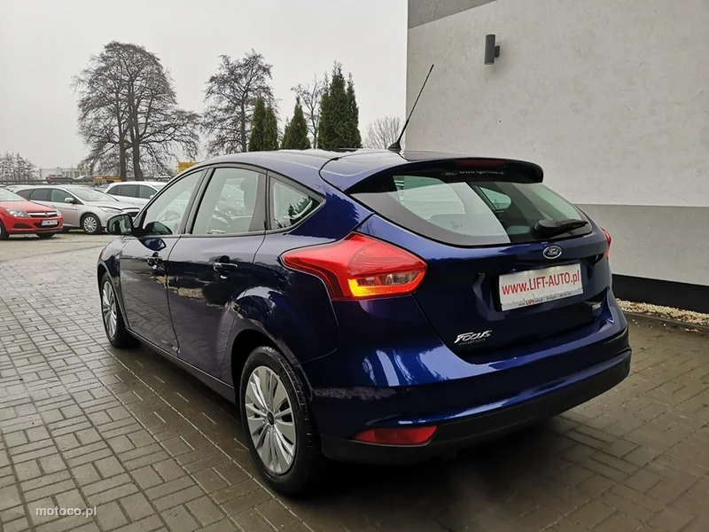 Ford Focus III 8