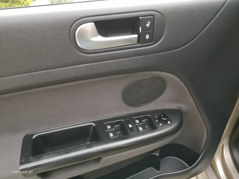 Volkswagen Golf Plus VI 11