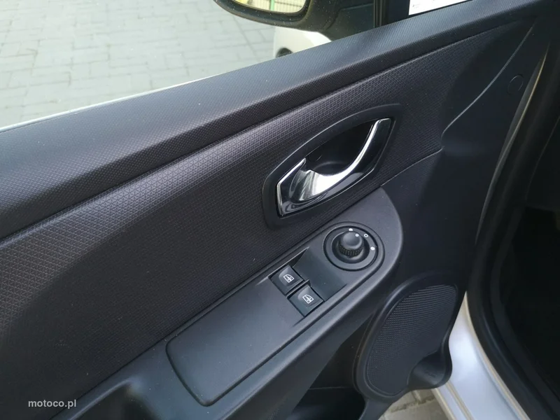 Renault Clio IV 11