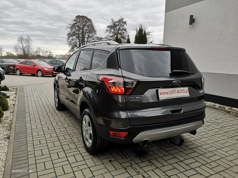 Ford Kuga II 11