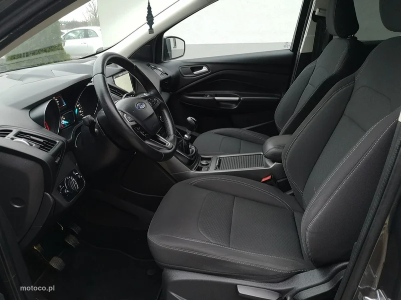 Ford Kuga II 22