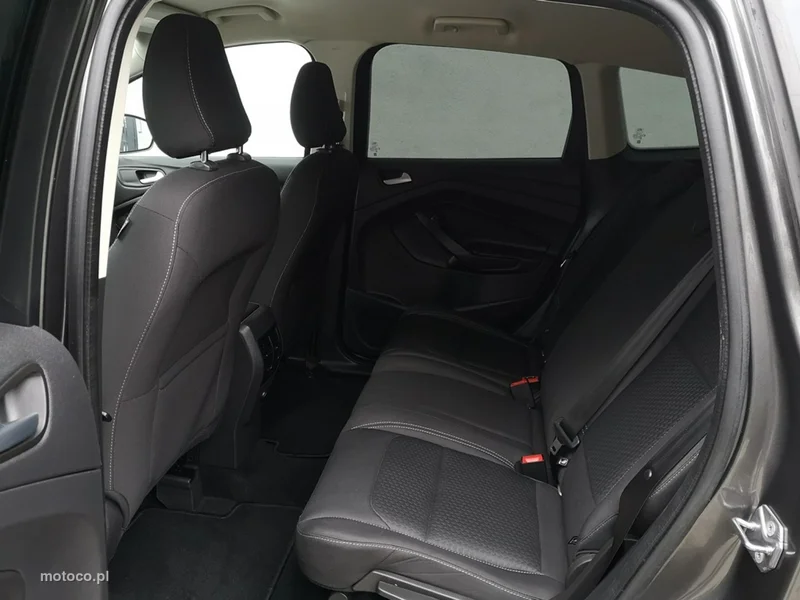 Ford Kuga II 23