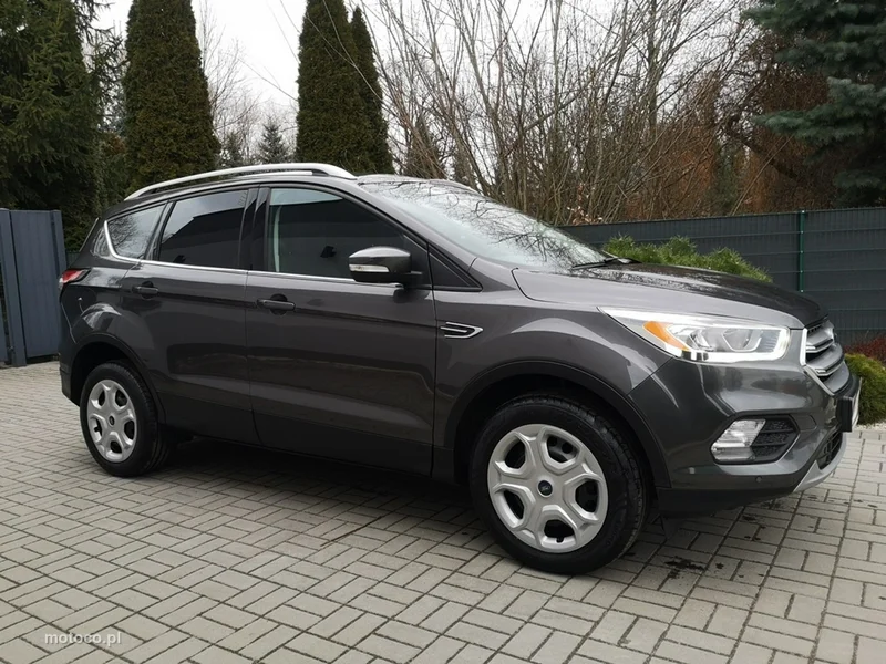 Ford Kuga II 4