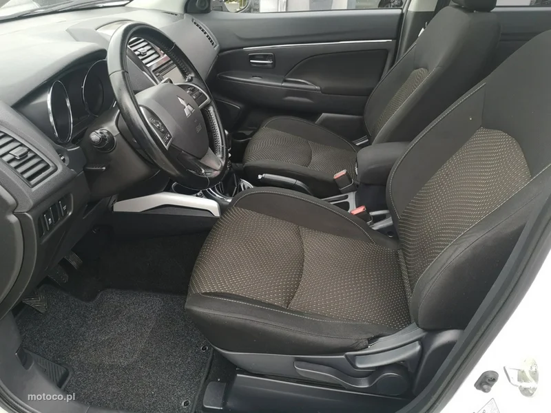 Mitsubishi ASX 16