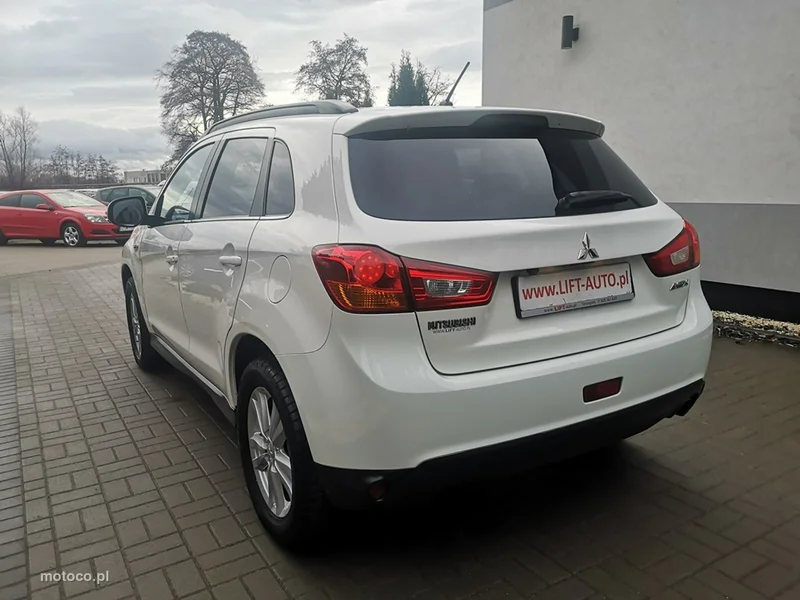 Mitsubishi ASX 8