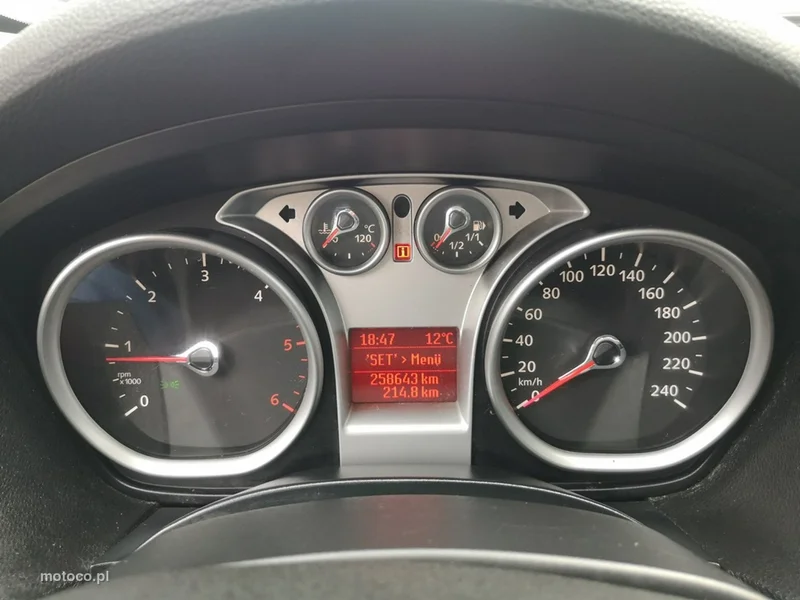 Ford Kuga I 13