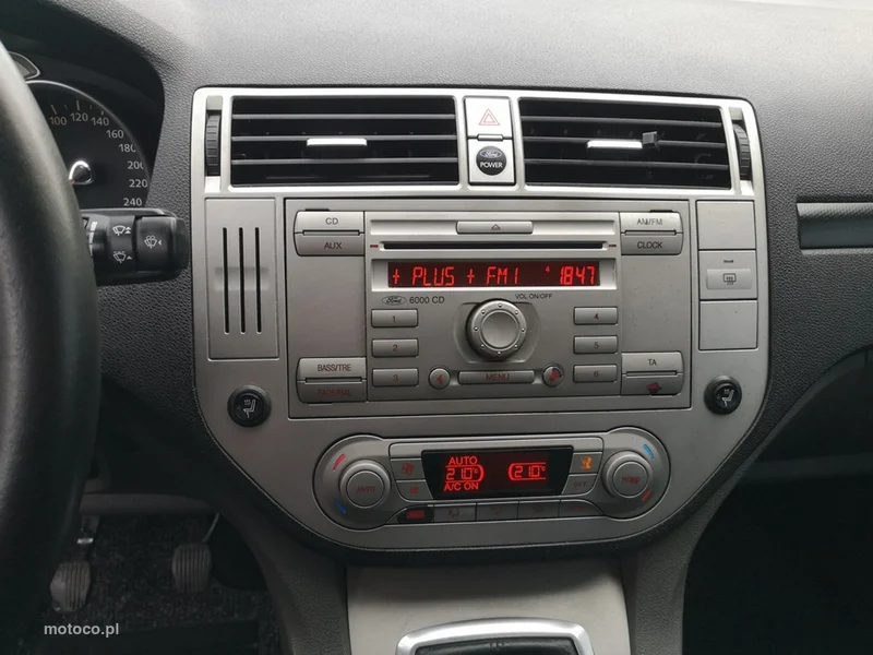 Ford Kuga I 15