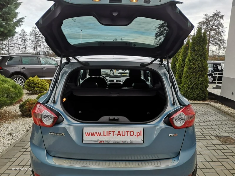 Ford Kuga I 21