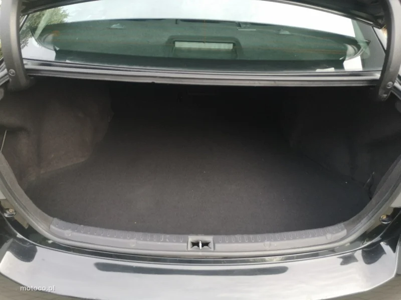Toyota Avensis T27 22