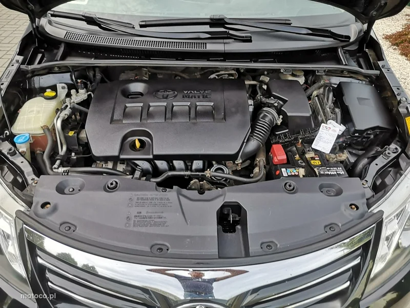 Toyota Avensis T27 25