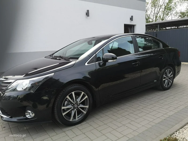 Toyota Avensis T27 10