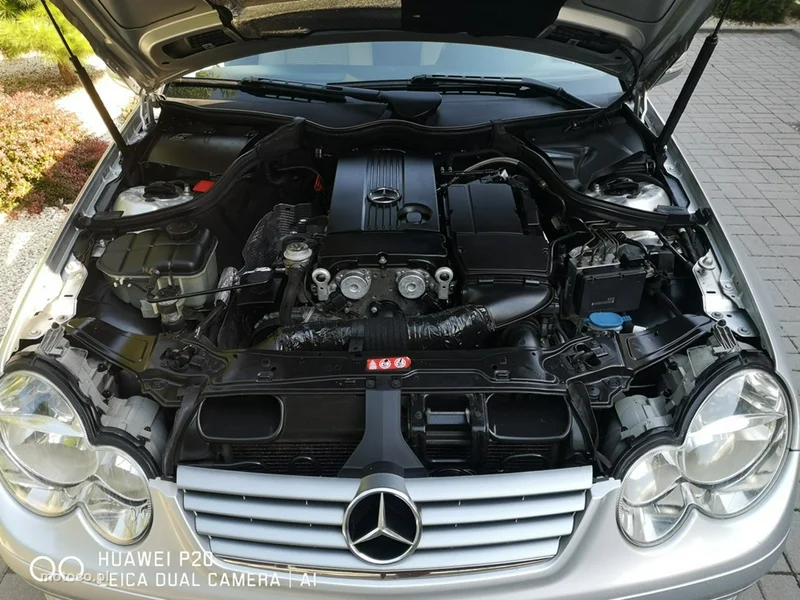 Mercedes-Benz Klasa C W203 C 180 23