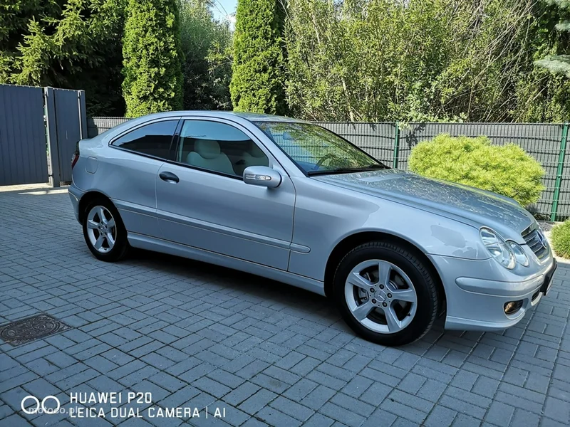 Mercedes-Benz Klasa C W203 C 180 4