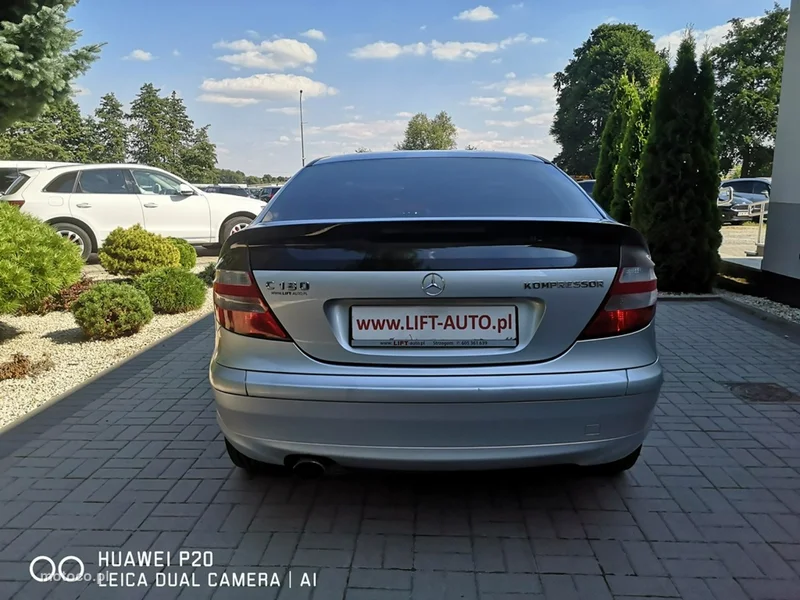 Mercedes-Benz Klasa C W203 C 180 6