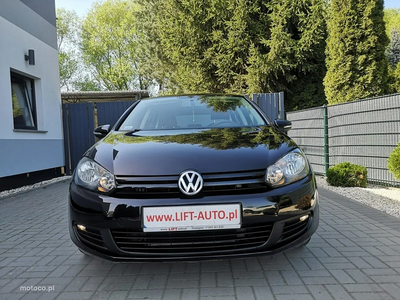 Volkswagen Golf VI 2