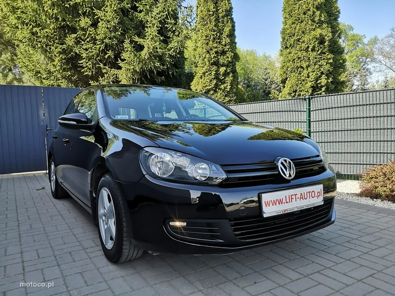 Volkswagen Golf VI 3