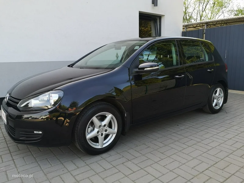 Volkswagen Golf VI 10