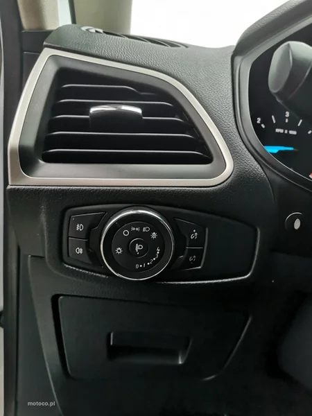 Ford Galaxy III 12