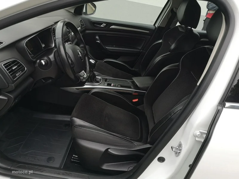 Renault Megane IV 14