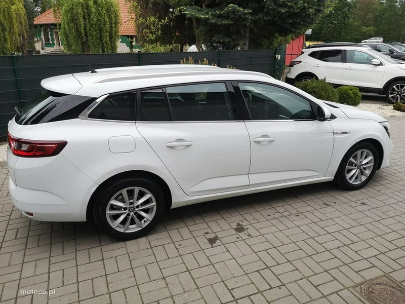 Renault Megane IV 4