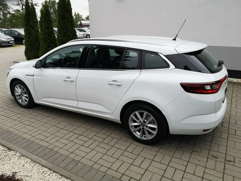 Renault Megane IV 8