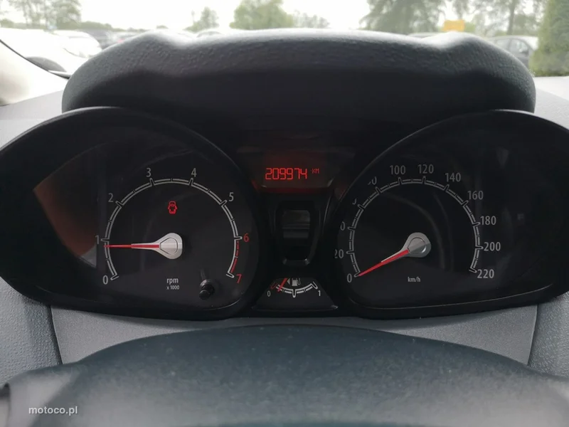 Ford Fiesta VI 13