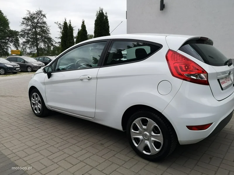 Ford Fiesta VI 9