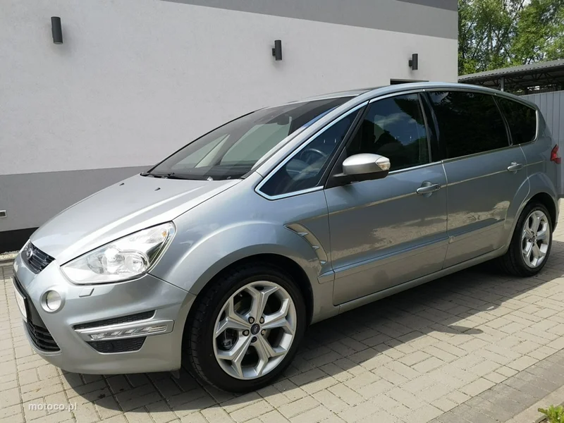 Ford S-Max I 11