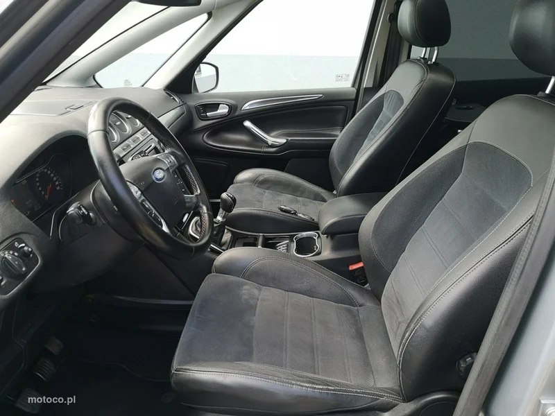 Ford S-Max I 27